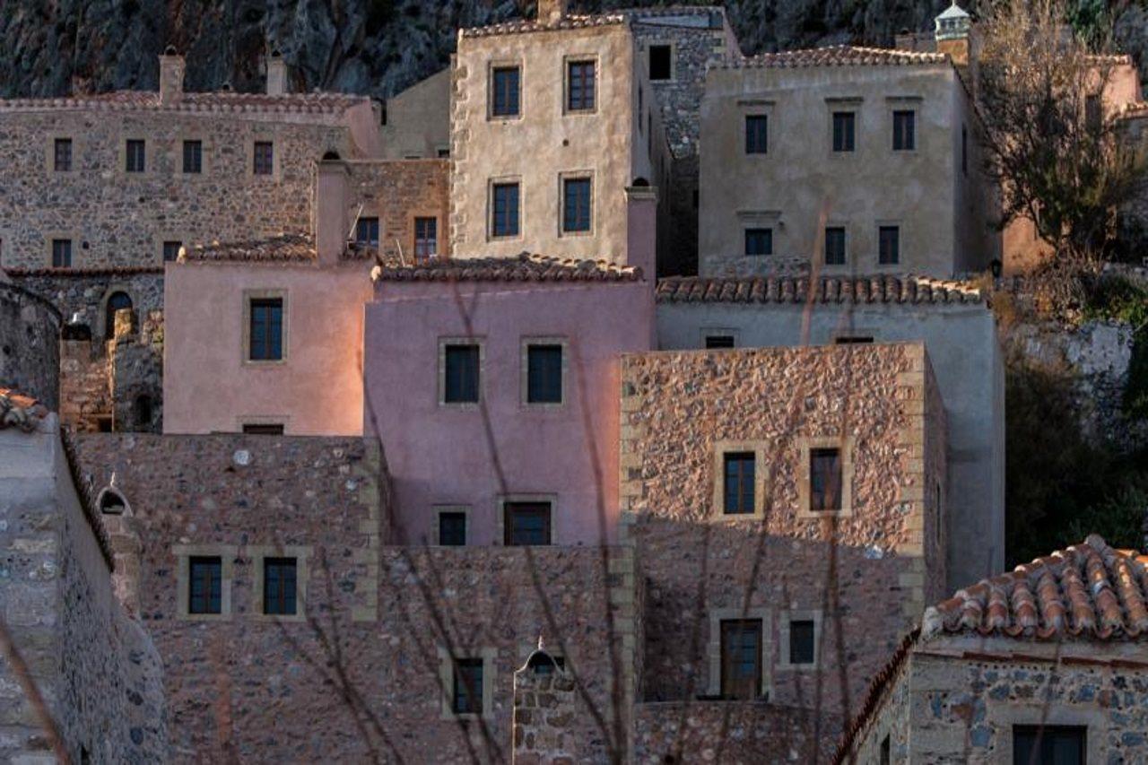 Апартаменты House In The Castle Монемвазия Экстерьер фото